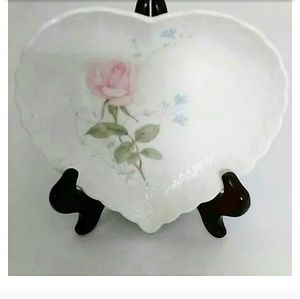 MIKASA | With Love Heart Shaped Bowl